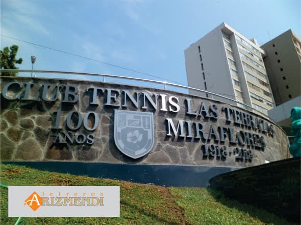 Letras de Acero Inoxidable