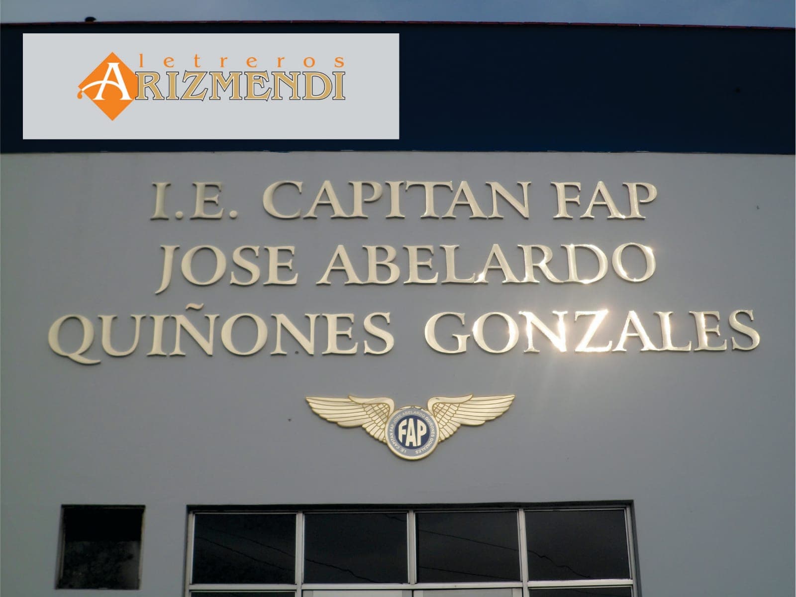 Letras de Aluminio Dorado